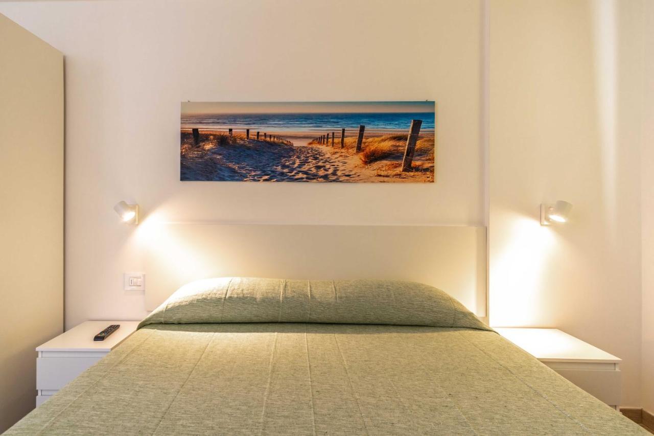 Seven Notes Guest House Бари Экстерьер фото