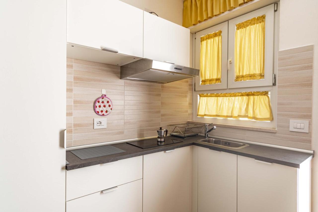 Seven Notes Guest House Бари Экстерьер фото