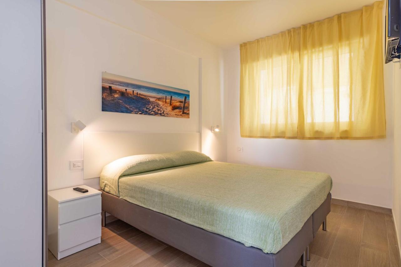 Seven Notes Guest House Бари Экстерьер фото