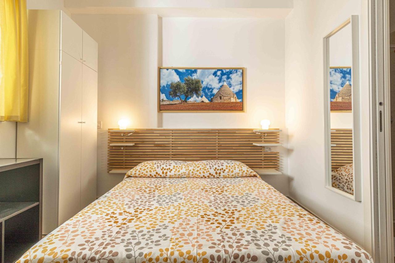 Seven Notes Guest House Бари Экстерьер фото